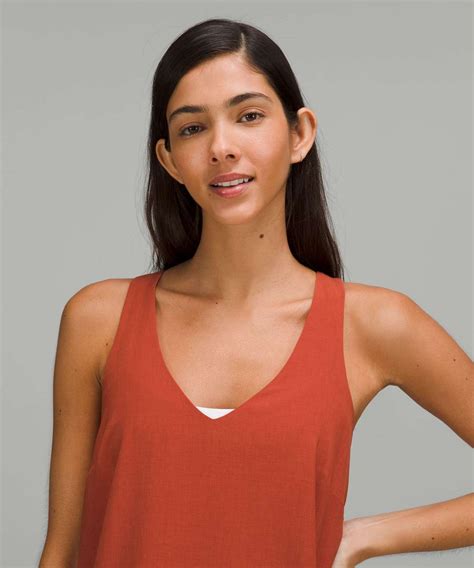 lululemon v neck